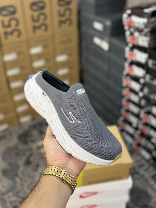 SKCHR. Men’s Max Cushioning Slip-On Grey