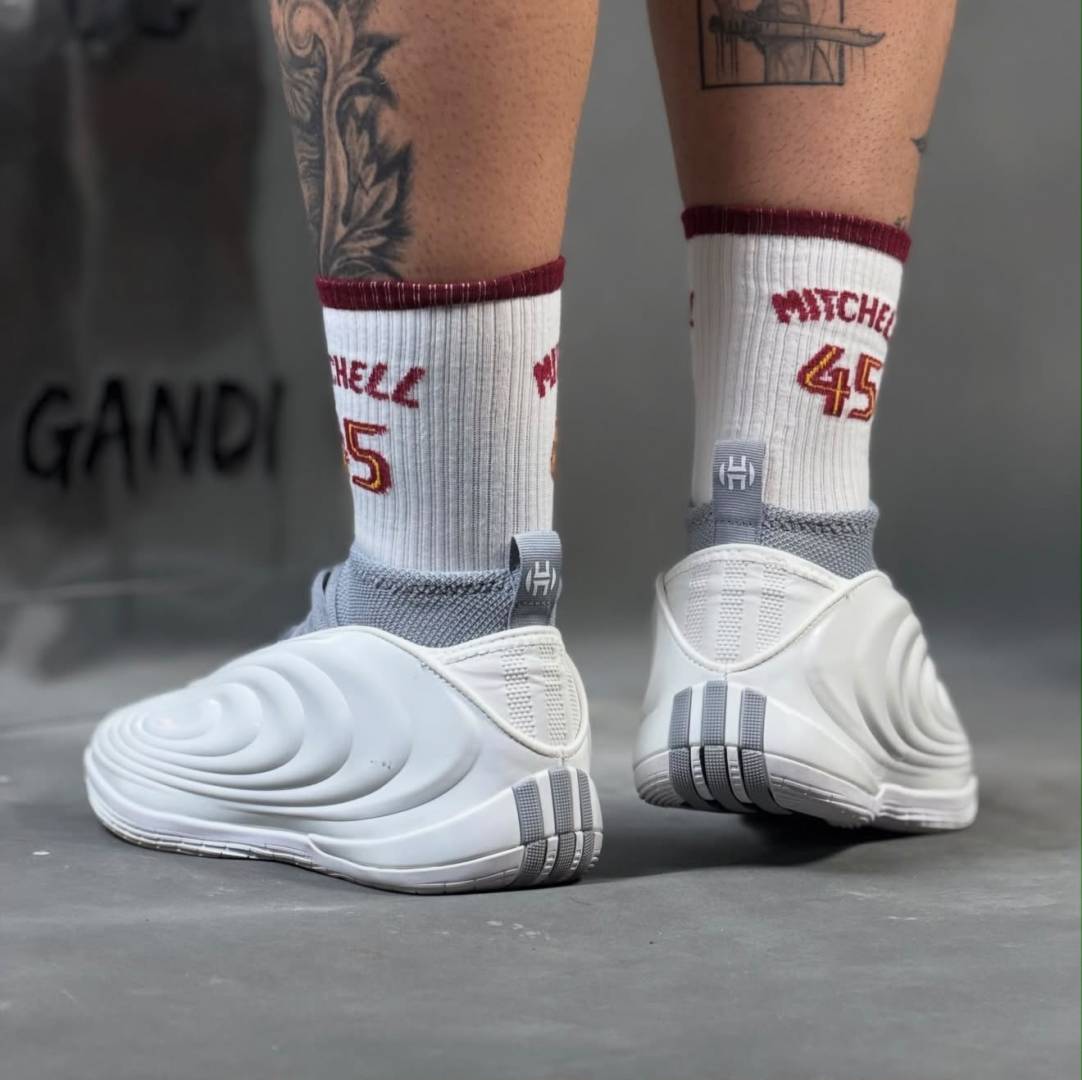 ADS. Harden Vol 10 White