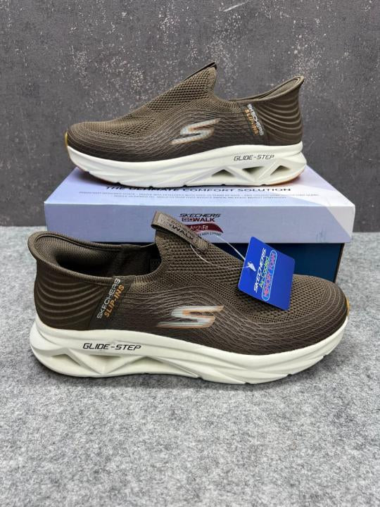 SKCHR. Slip In Glide Step By Brown White