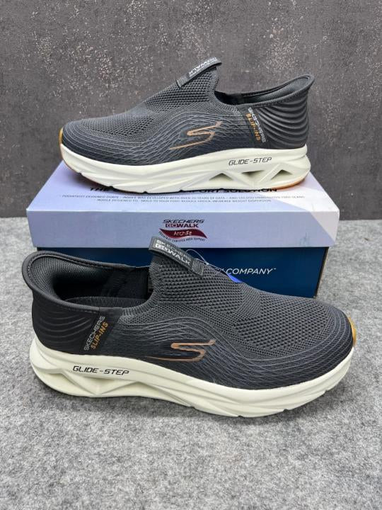 SKCHR. Slip In Glide Step Grey White