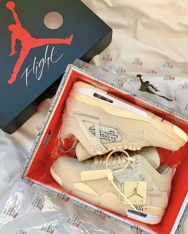 NK. Air Jordan Retro 4 Off White Sail
