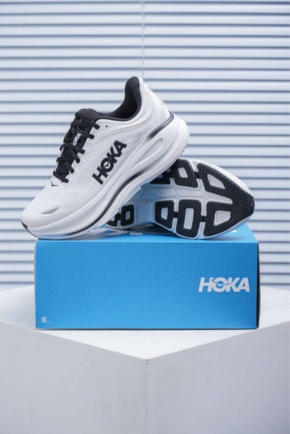 HK. Bondi 9 White Black