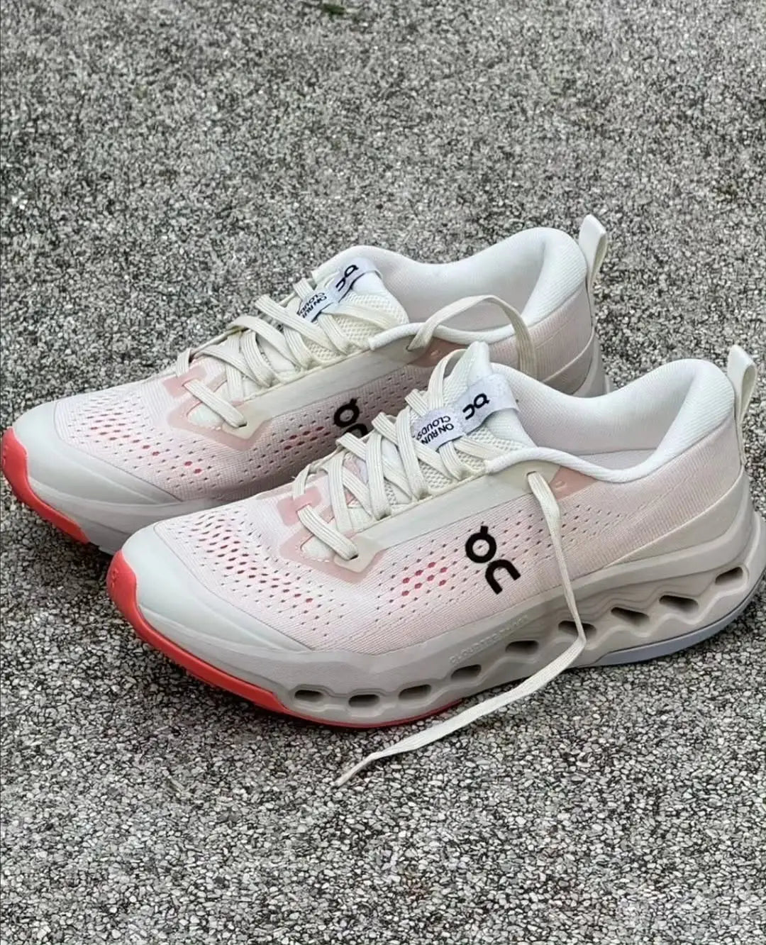ON. Running Cloudsurfer Trail 2 Ivory Ghost