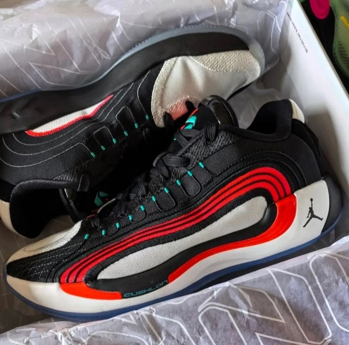 NK. Air Jordan Luka 4 Bloodline