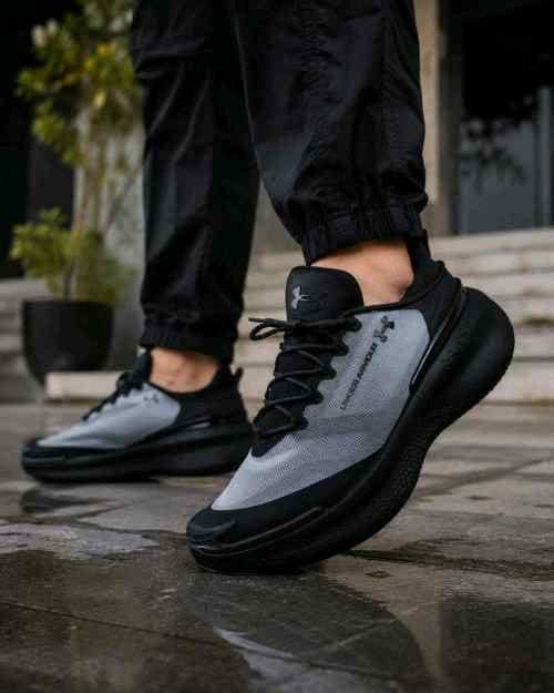 UNDARM. UA Nova Slispeed Black Anthracite