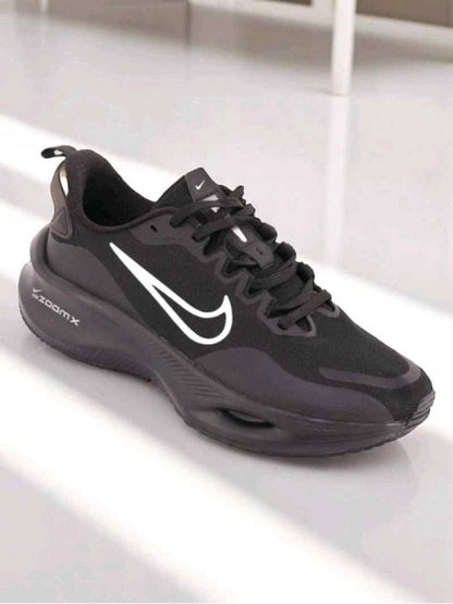 NK. Zoom X Smiley Pro 2.0 All Black