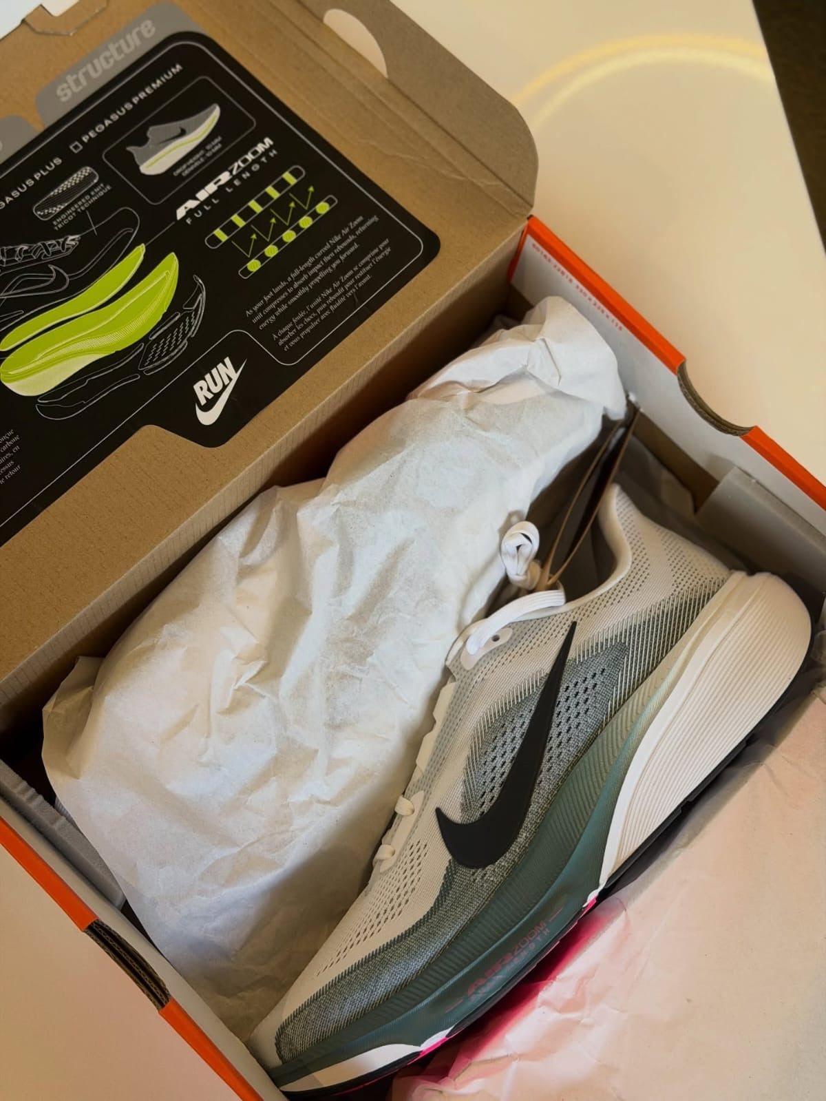 NK. Air Zoom Pegasus 42 White Mineral Slate