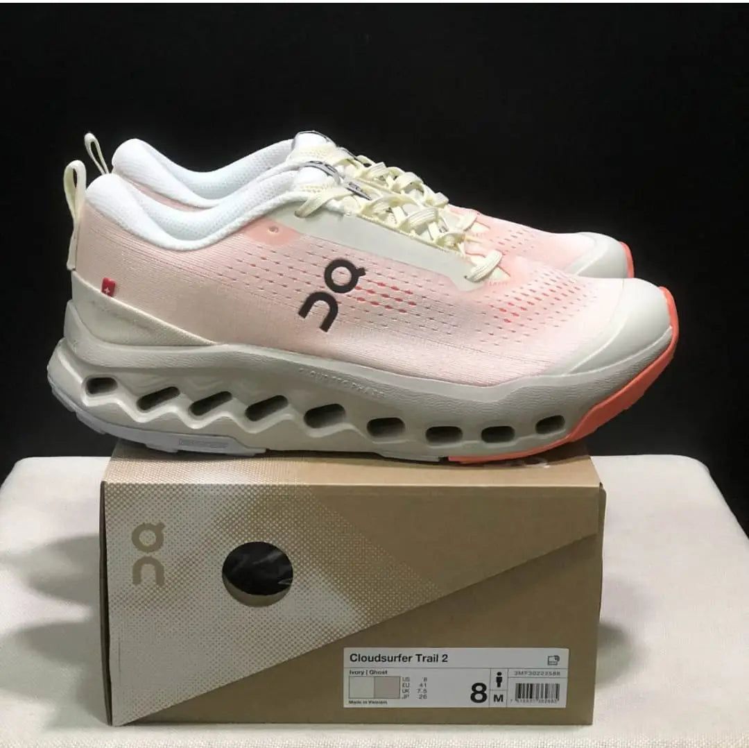 ON. Running Cloudsurfer Trail 2 Ivory Ghost