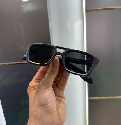 GUC. White Black Luxury Shades 4951