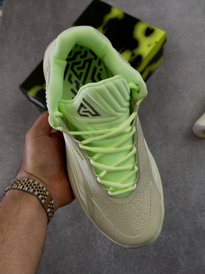 NK. Giannis Freak 7 Light Khaki