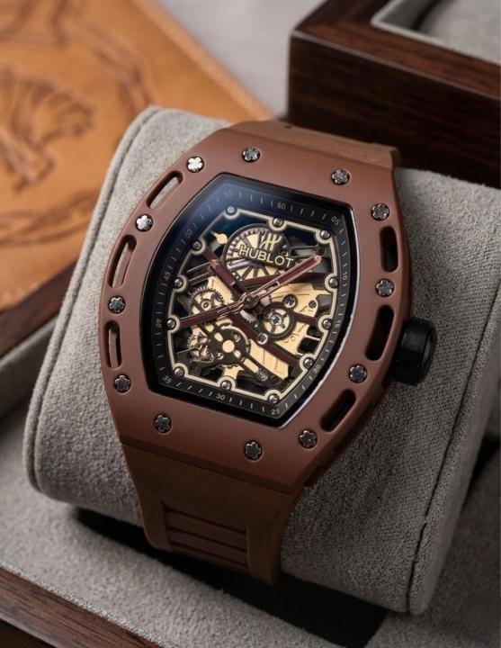 HUBL. Watch Wc 892
