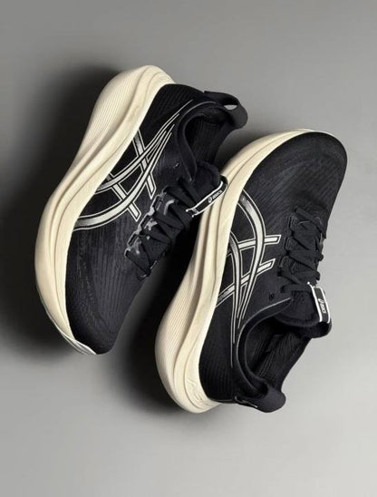 ASCS. Gel Nimbus 25 Cream Black