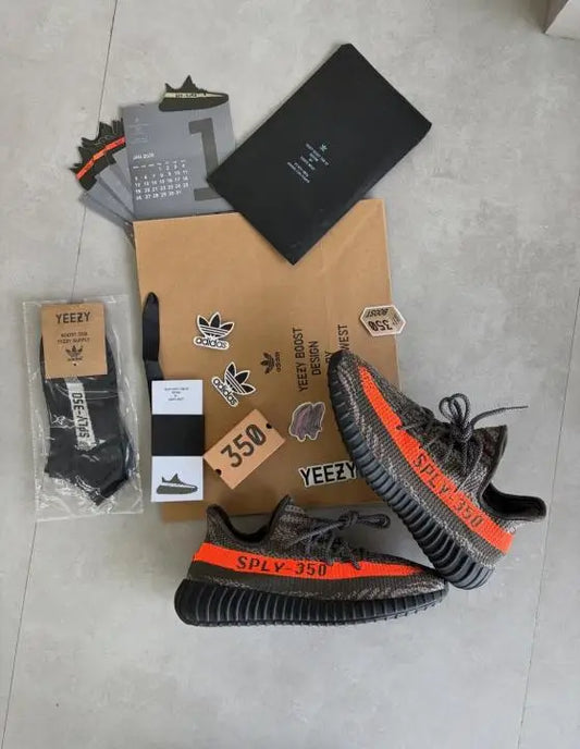 ADS. Yeezy Boost 350 V2 Carbon Beluga