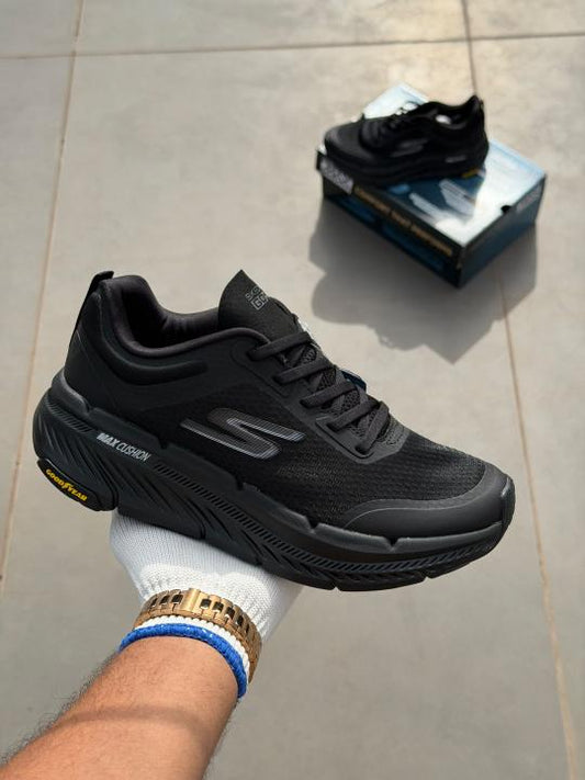 SKCHR. Max Cushion Premium 2.0 Full Black