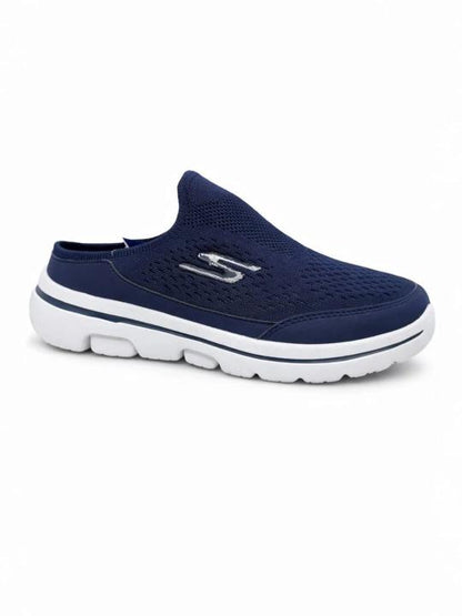 SKCHR. Go-Walk Slip-On Navy White
