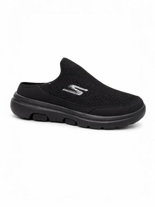 SKCHR. Go-Walk Slip-On Black