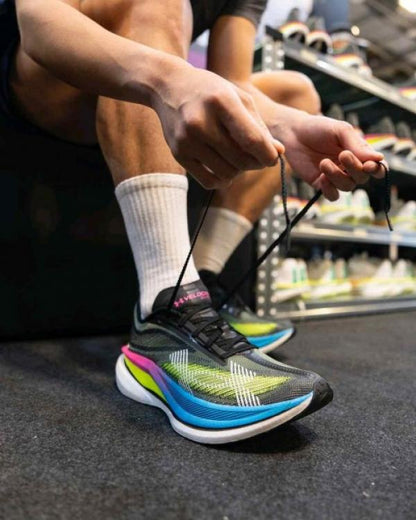 UNDARM. Velocity Elite 3 Running Shoe